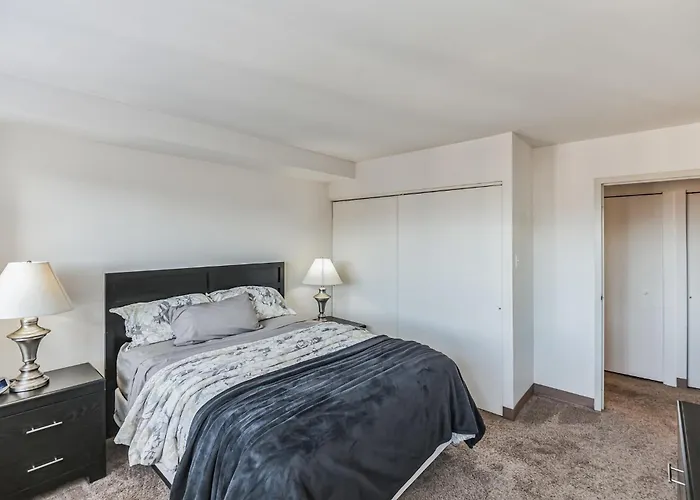 Pp 1114 Beautiful Professional 1Br Apt, Pool