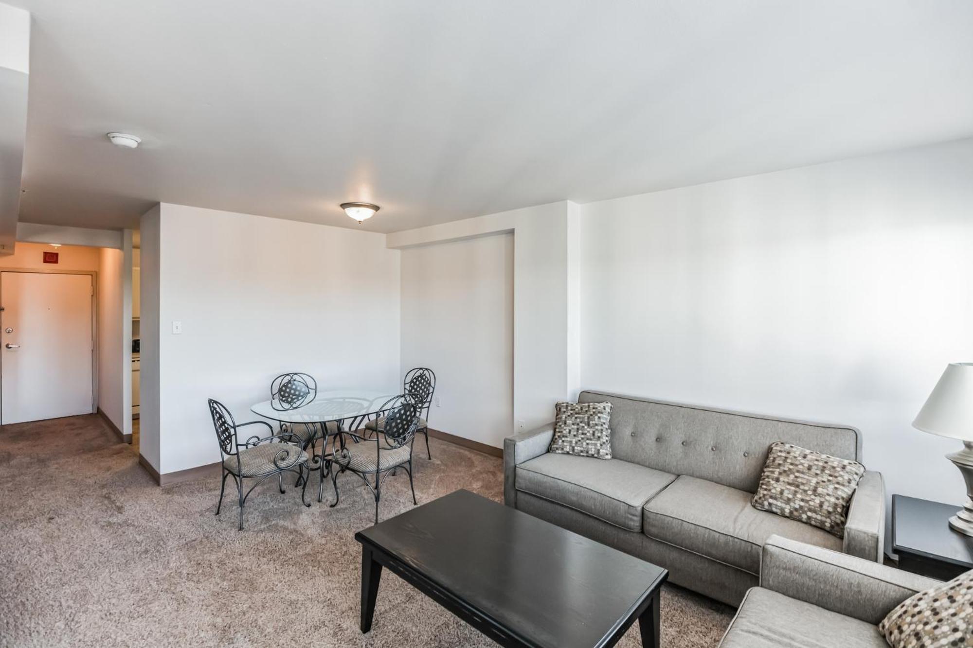 Pp 1114 Beautiful Professional 1br Apt, Pool *