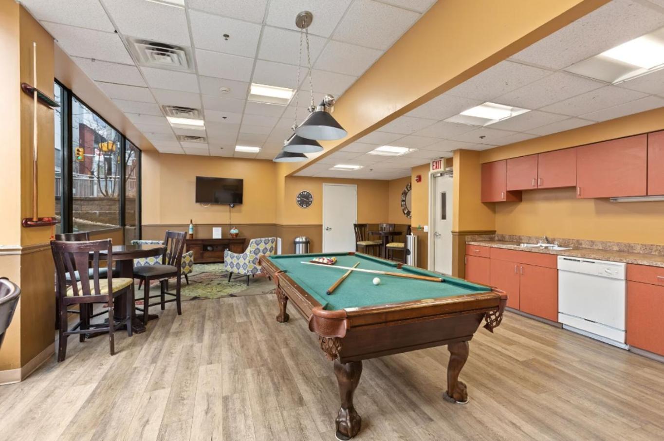 Apartment Pp 1114 Beautiful Professional 1br Apt, Pool